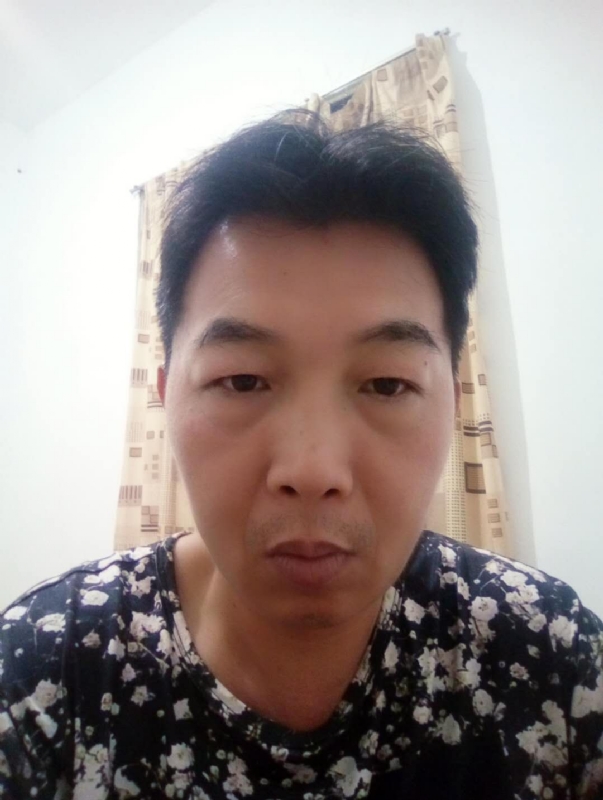 繁华哀伤的第一张照片--福州良缘征婚网