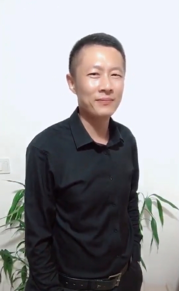 地huhi的第一张照片--福州良缘征婚网