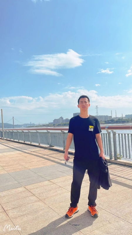 小螃蟹的第一张照片--福州良缘征婚网