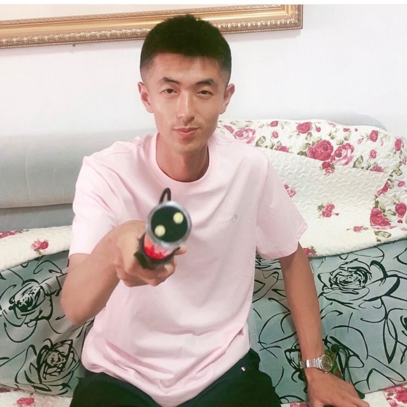 转身留下孤独的她的第一张照片--福州良缘征婚网