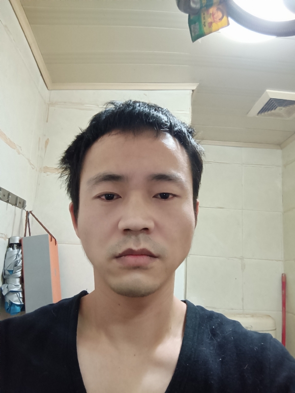 守望天空的第一张照片--福州良缘征婚网